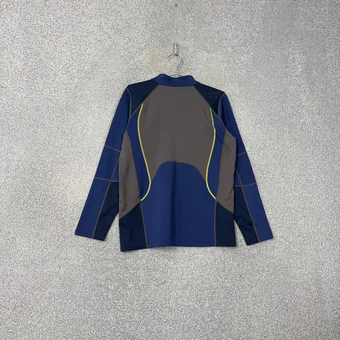 밀레 네이비 로고 기능성 등산 반집업 긴팔티 100 상품이미지2