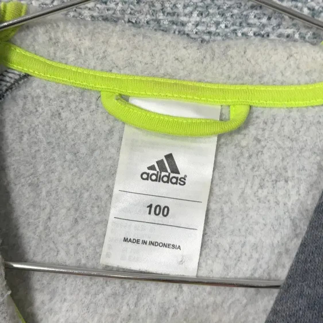 아디다스 로고 딥그레이 후드집업 100 상품이미지3