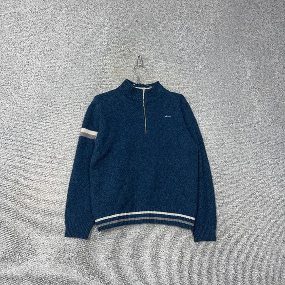 루이까스텔 골프 네이비 방풍 니트 105 상품이미지1