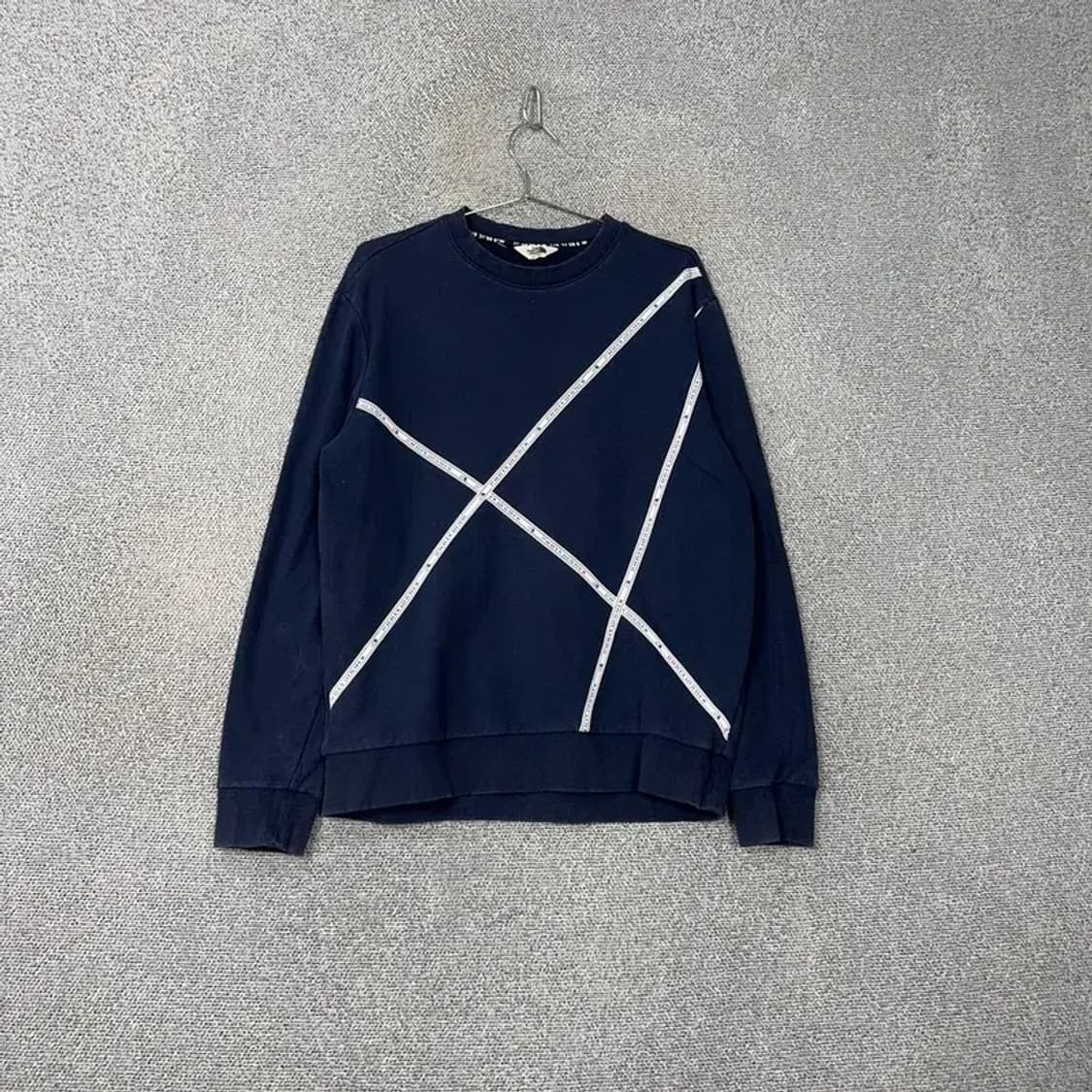 노스페이스 화이트라벨 네이비 맨투맨 105 상품이미지1