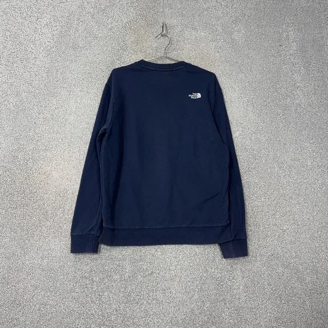 노스페이스 화이트라벨 네이비 맨투맨 105 상품이미지2