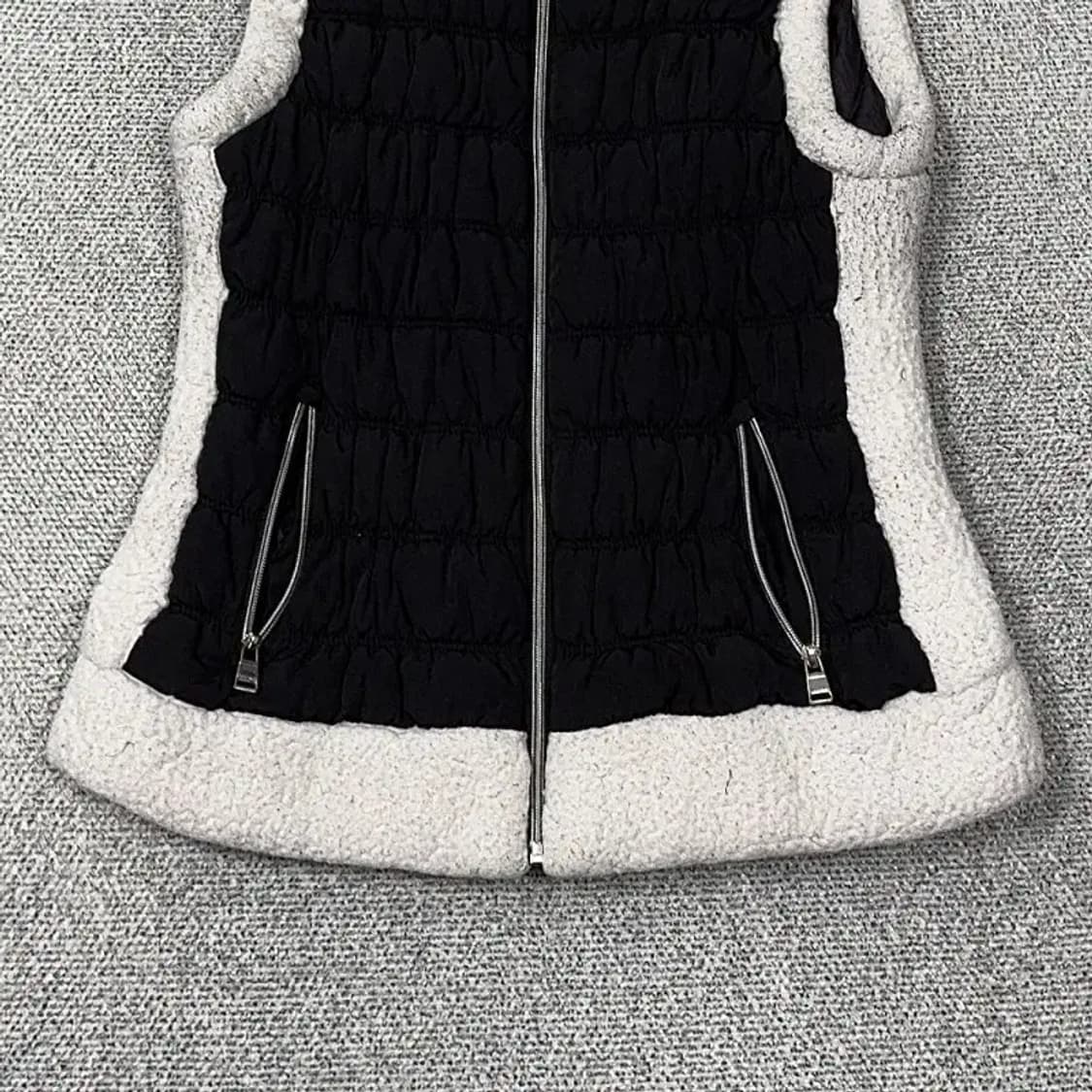 캘빈클라인 양털 블랙 패딩 조끼 L 상품이미지4