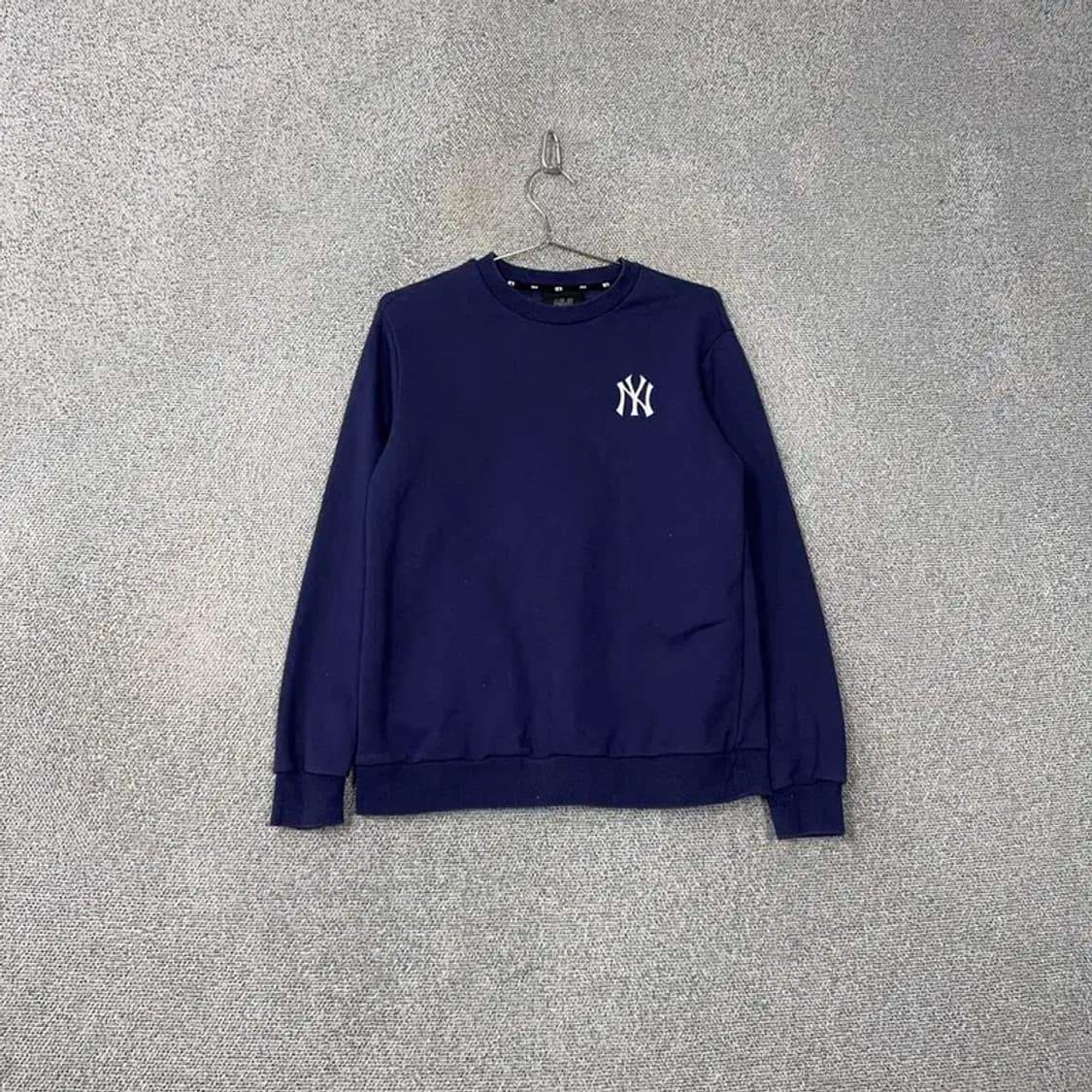 MLB 뉴욕양키즈 네이비 맨투맨 S 상품이미지1