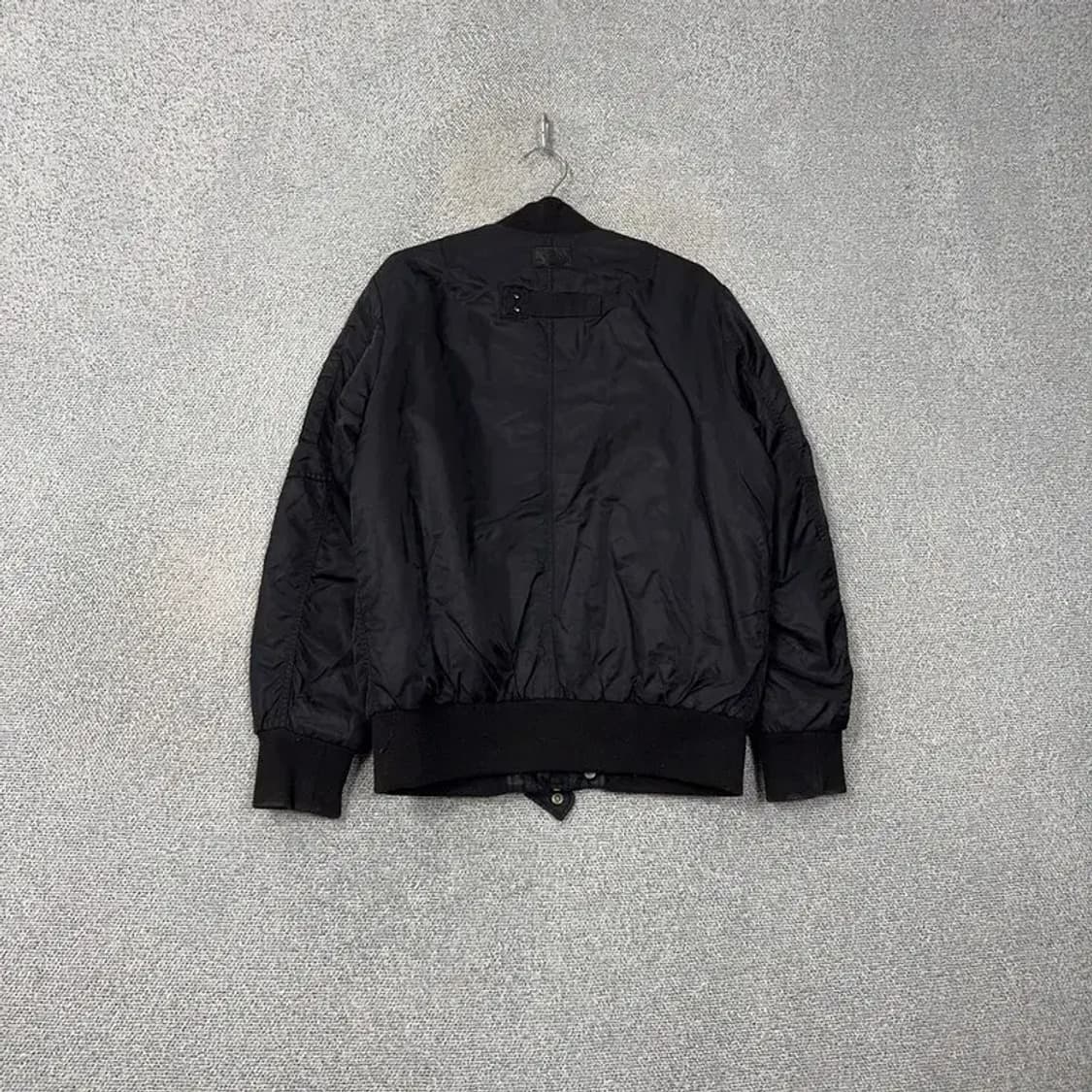 MLB 뉴욕양키즈 신슐에이트 블랙 MA-1 100 상품이미지2