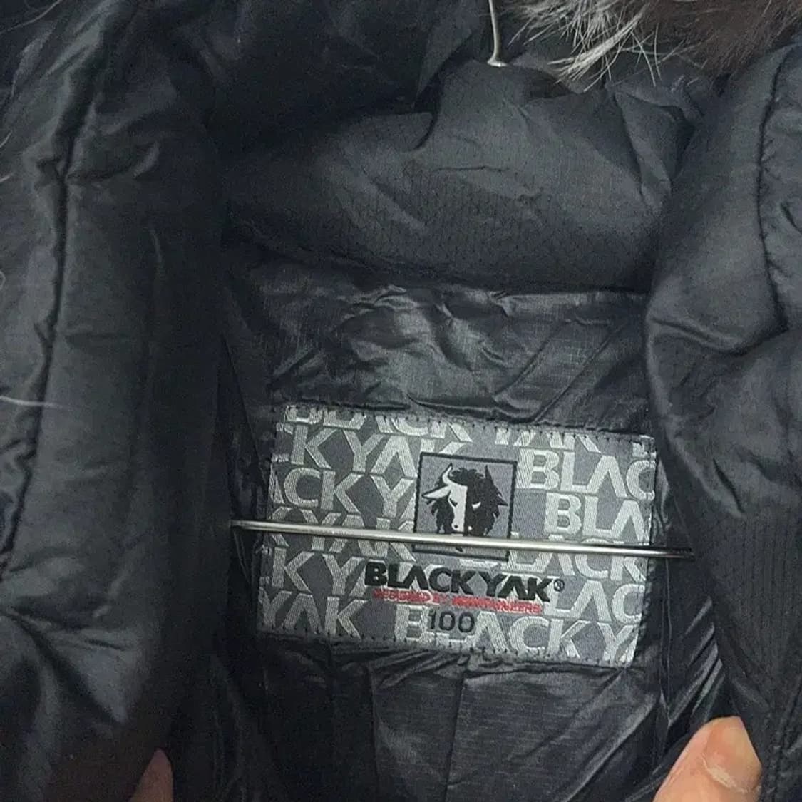 블랙야크 구스다운 블랙 패딩 L 상품이미지3