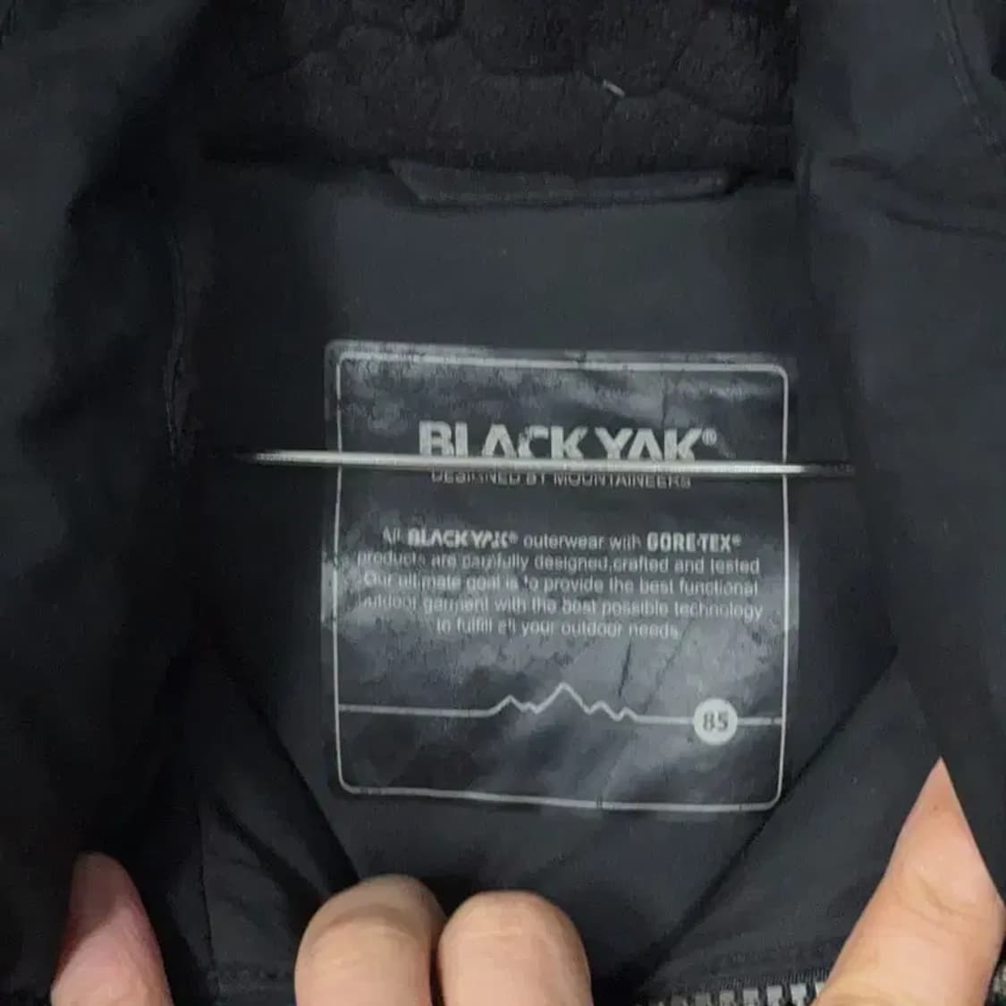 블랙야크 고어텍스 블랙 라쿤퍼 패딩 85 상품이미지6