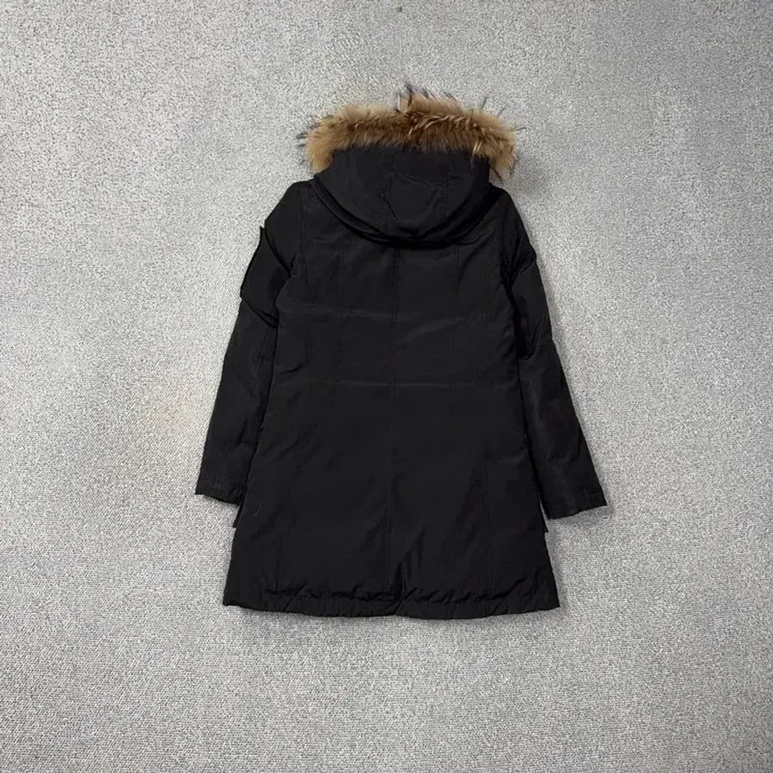 이젠벅 네파 블랙 덕다운 라쿤 패딩 90 상품이미지2