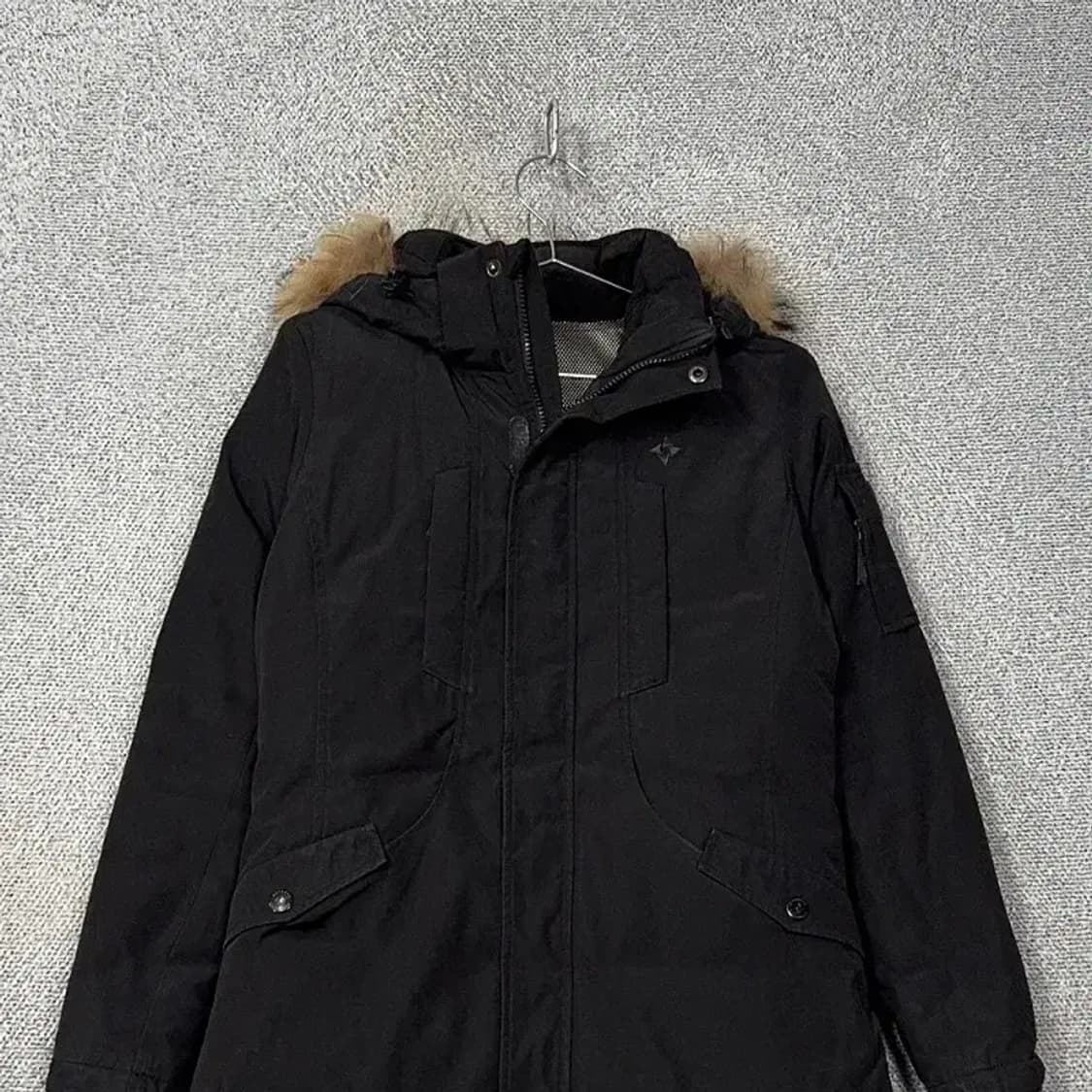 이젠벅 네파 블랙 덕다운 라쿤 패딩 90 상품이미지3