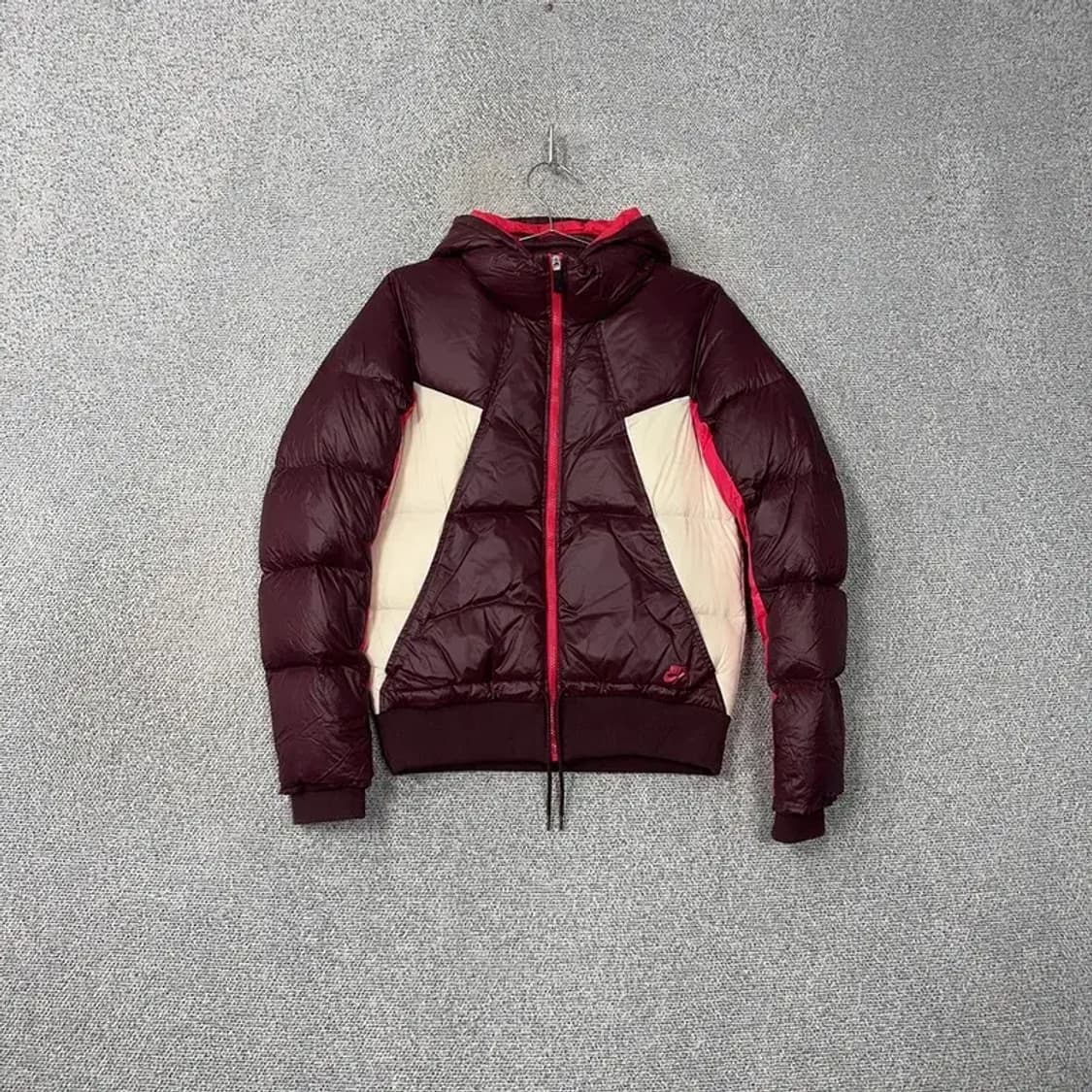 나이키 버건디 멀티컬러 패딩 점퍼 L 상품이미지1