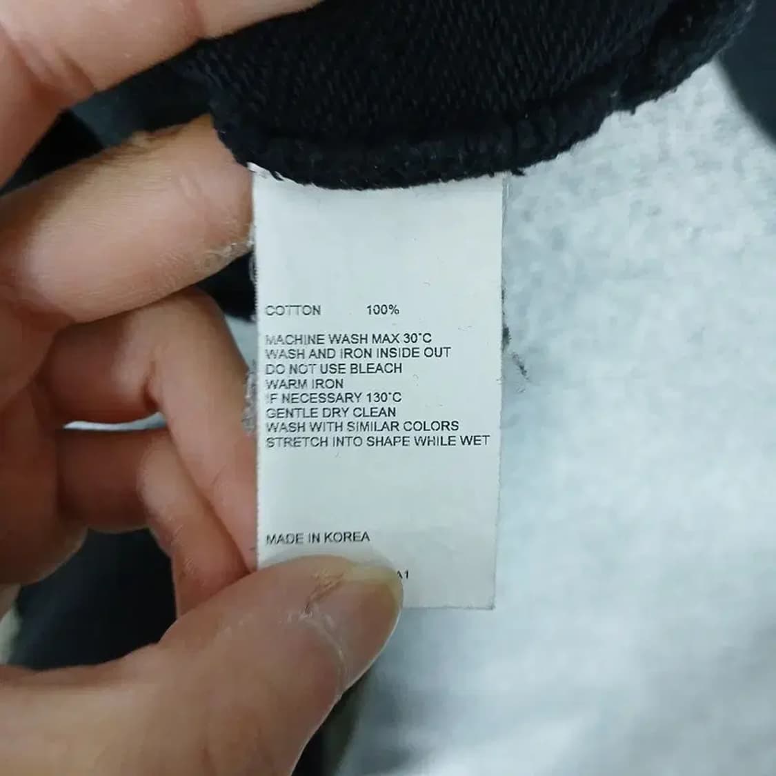 비바스튜디오 백로고 프린팅 블랙 맨투맨 S 상품이미지4