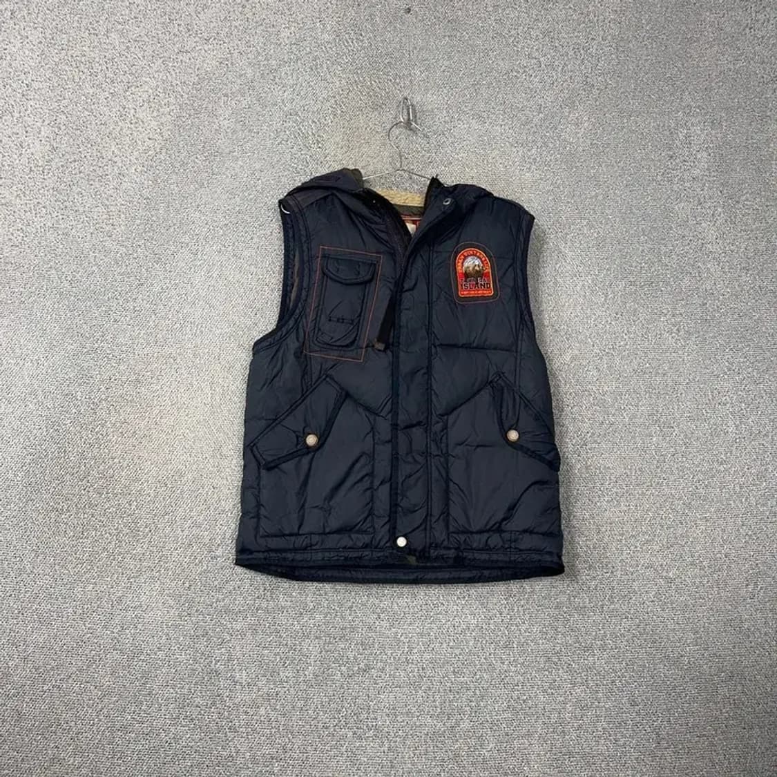 써스데이아일랜드 패치로고 네이비 패딩 조끼 105 상품이미지1