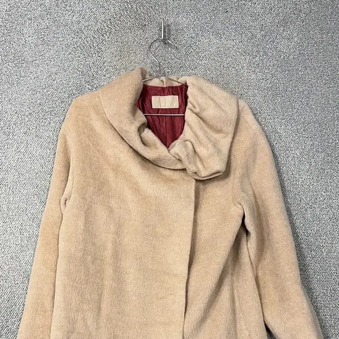 마인 한섬 여성 라마 울 베이지 클래식 코트 82-94-160 상품이미지3