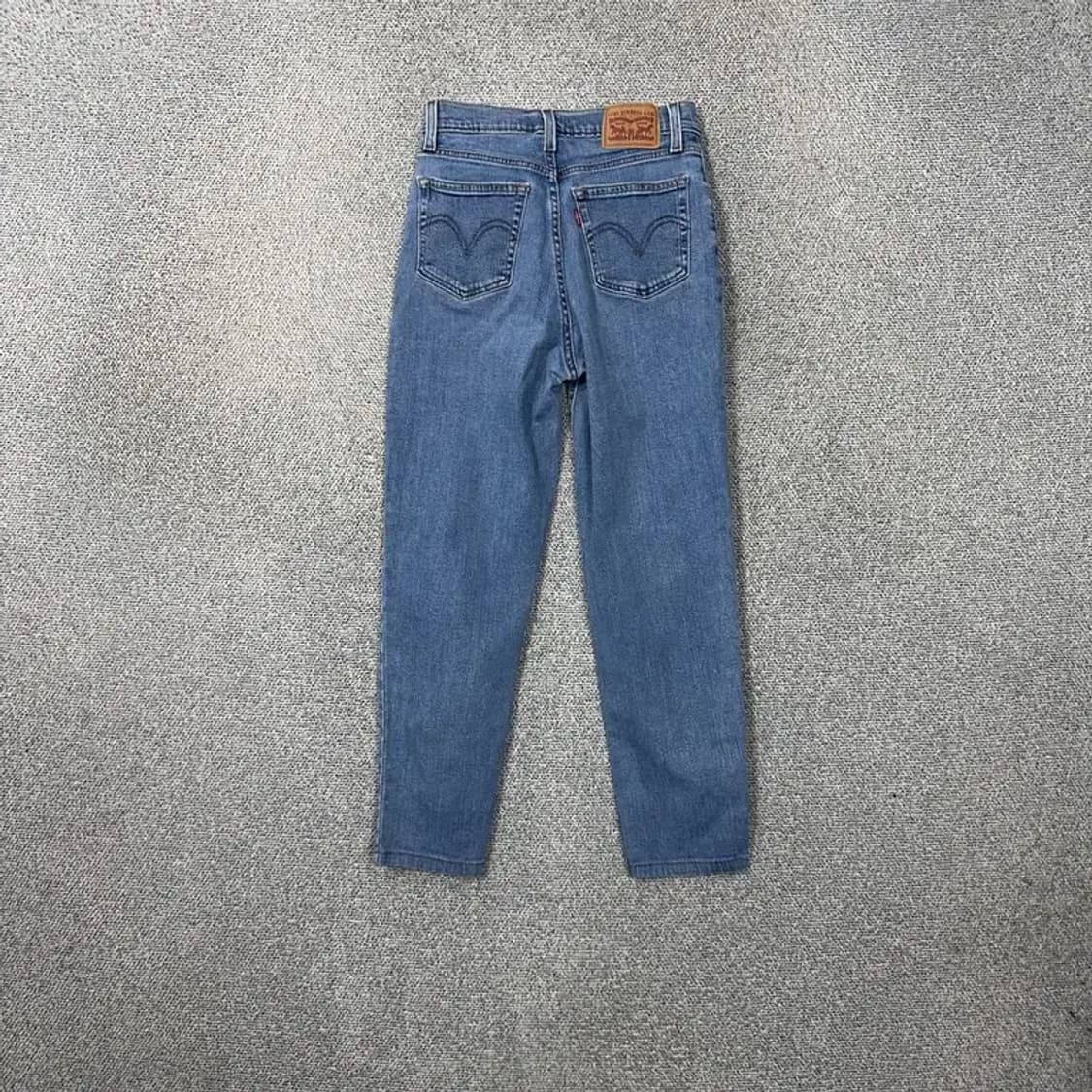 리바이스 여성 캐주얼 배기핏 연청바지 W25 L30 상품이미지2