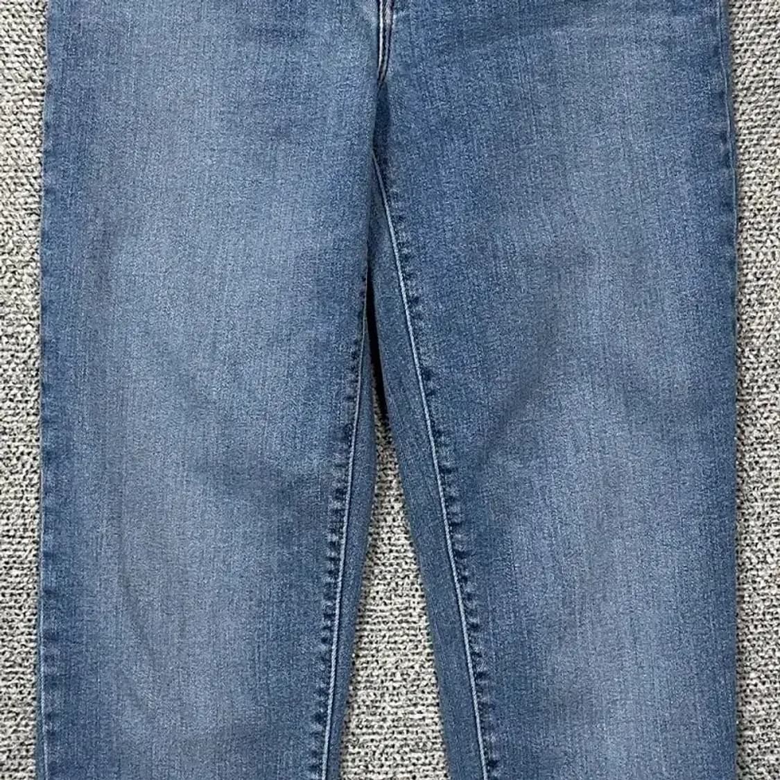 리바이스 여성 캐주얼 배기핏 연청바지 W25 L30 상품이미지4