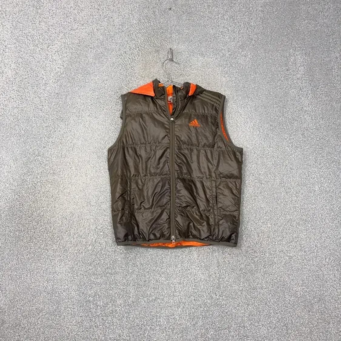 아디다스 브라운 빈티지 로고 구스다운 패딩 조끼 M/M 상품이미지1