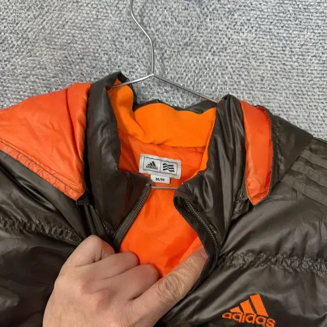 아디다스 브라운 빈티지 로고 구스다운 패딩 조끼 M/M 상품이미지5