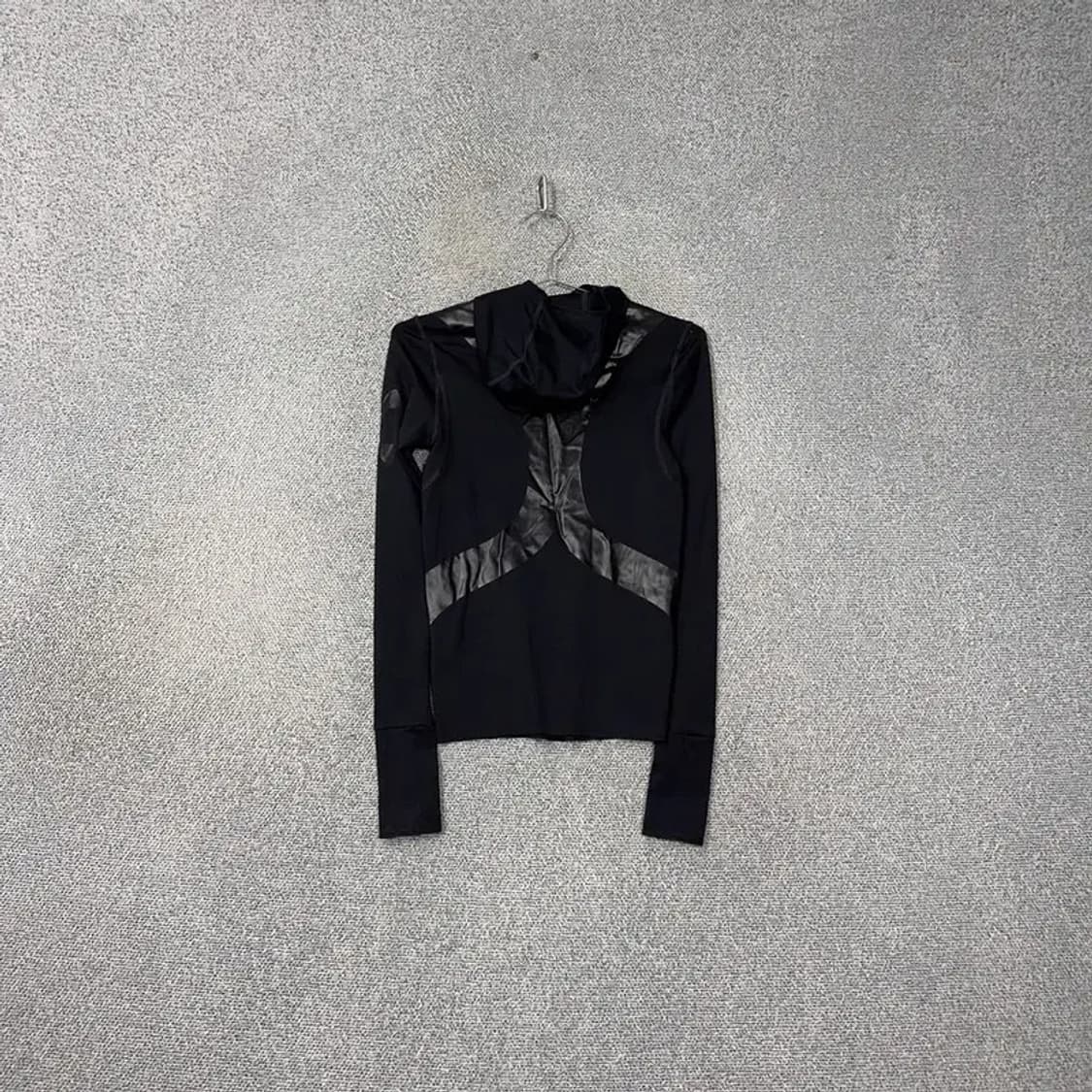 언더아머 블랙 기능성 운동 긴팔티 S-M 상품이미지2