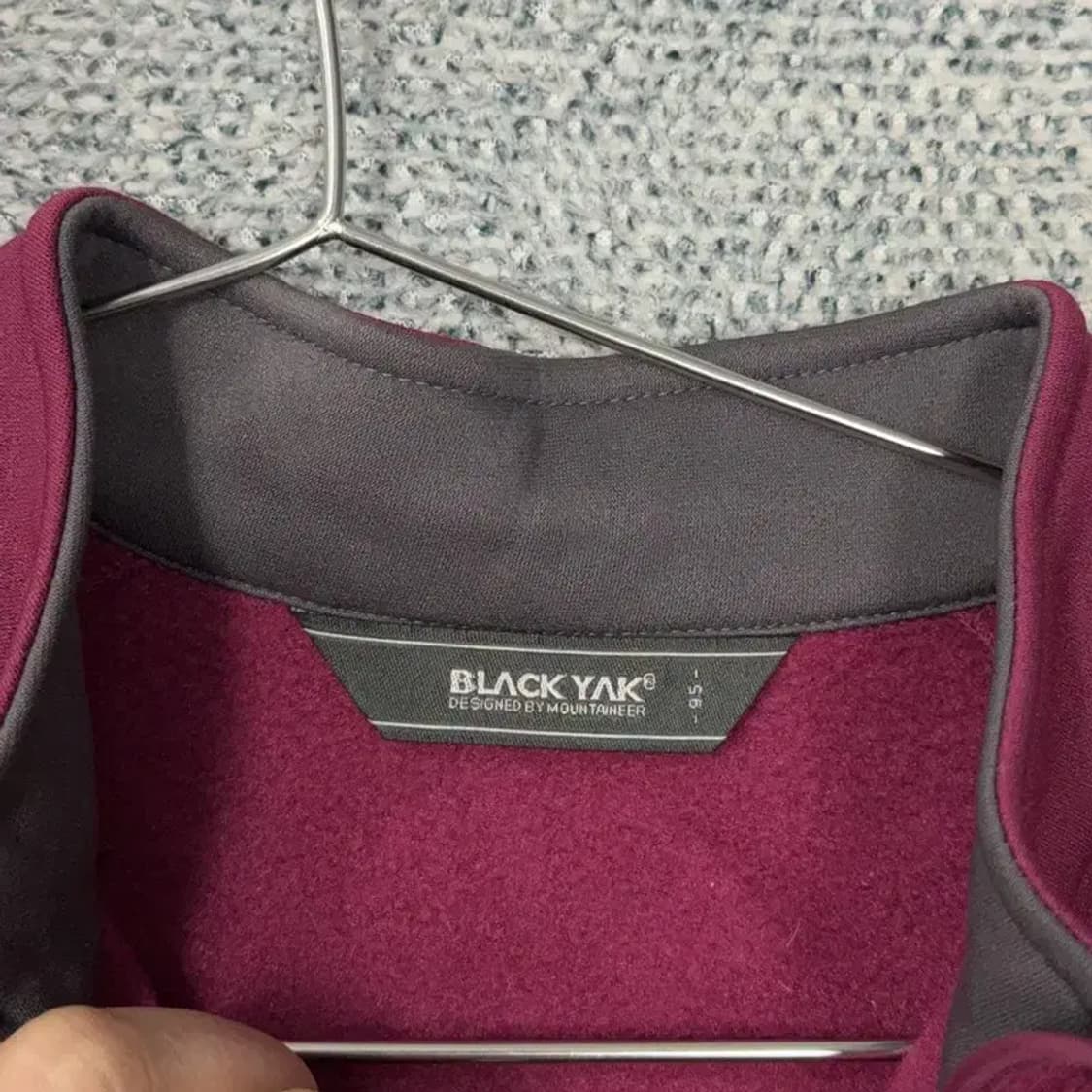 블랙야크 버건디 로고 반집업 기능성 긴팔티 95 상품이미지4