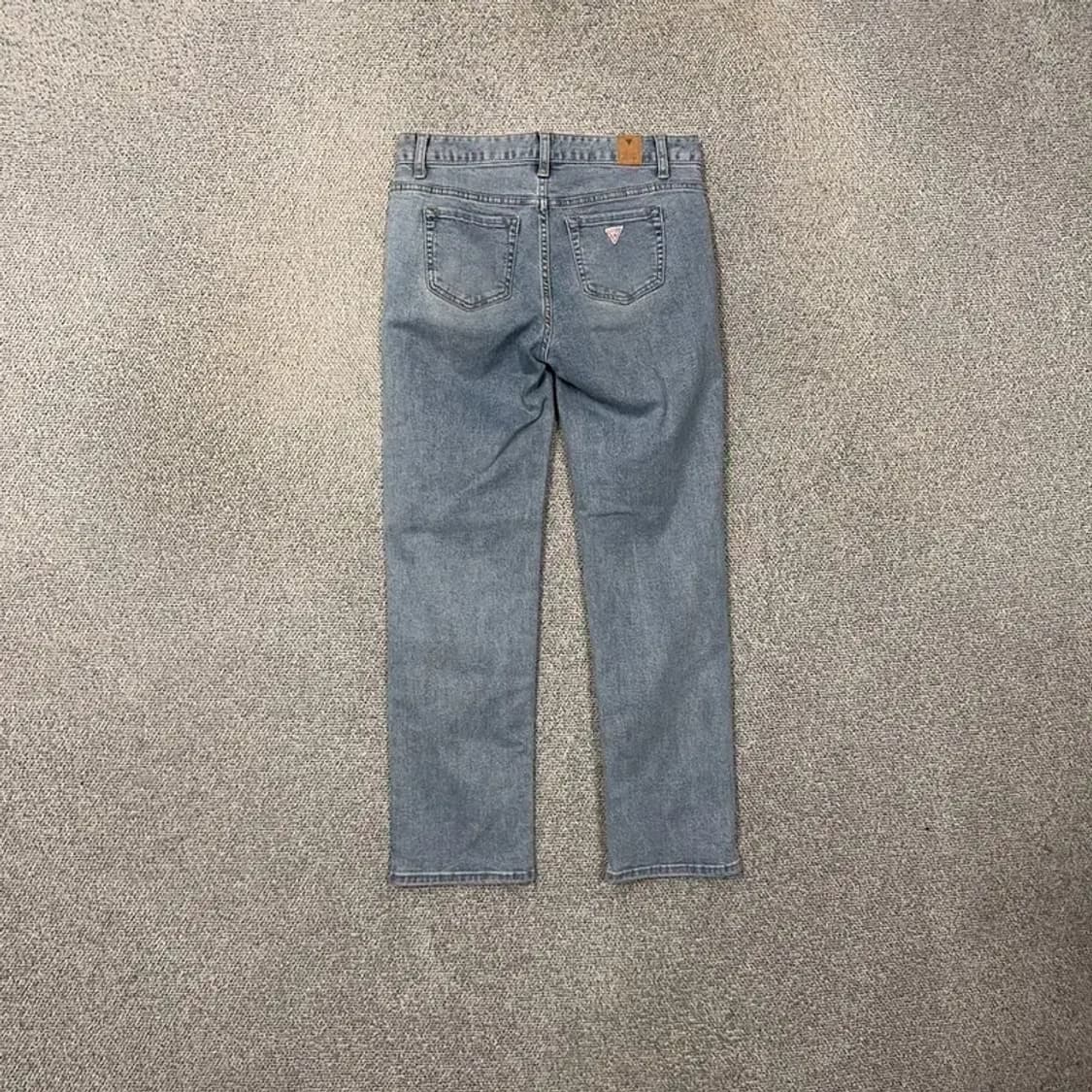 게스 삼각로고 여성 캐주얼 연청바지 데님팬츠 27 상품이미지2