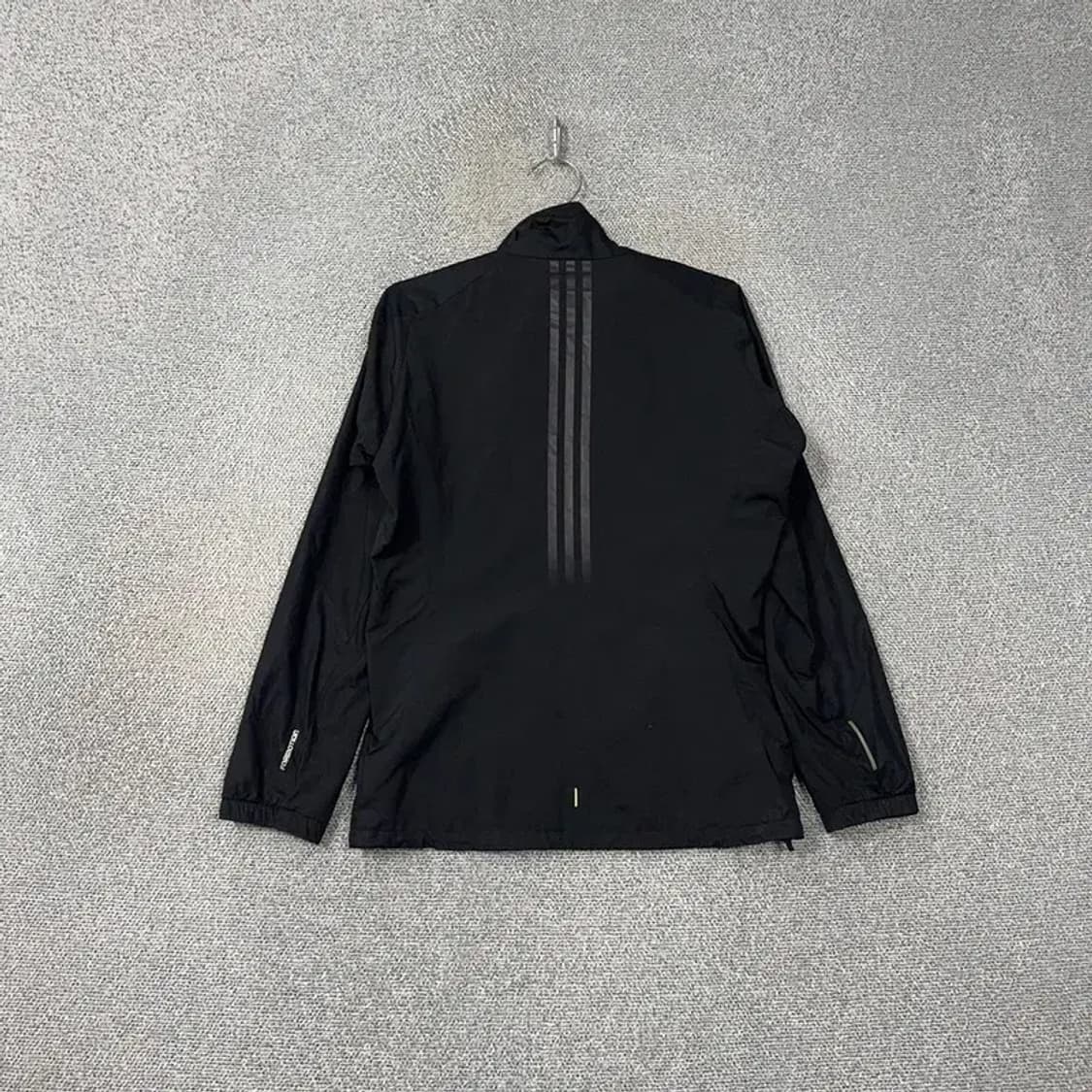 아디다스 검금 로고 바람막이 M 상품이미지2