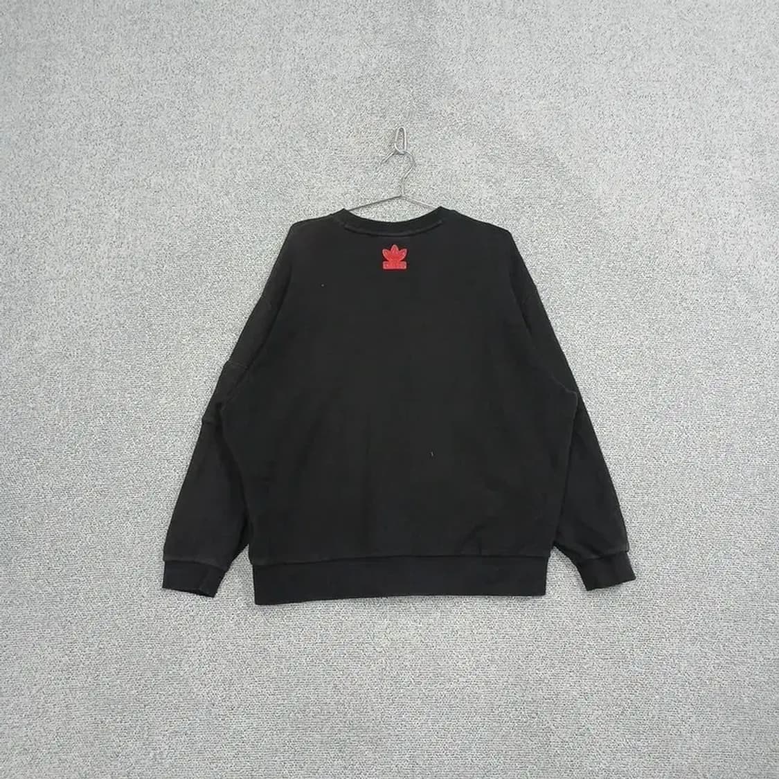 아디다스 프린팅 자물쇠 로고 블랙 맨투맨 L 상품이미지2