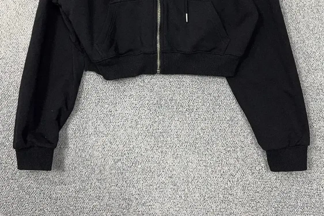 널디 블랙 로고 크롭 후드 집업 XS 상품이미지4