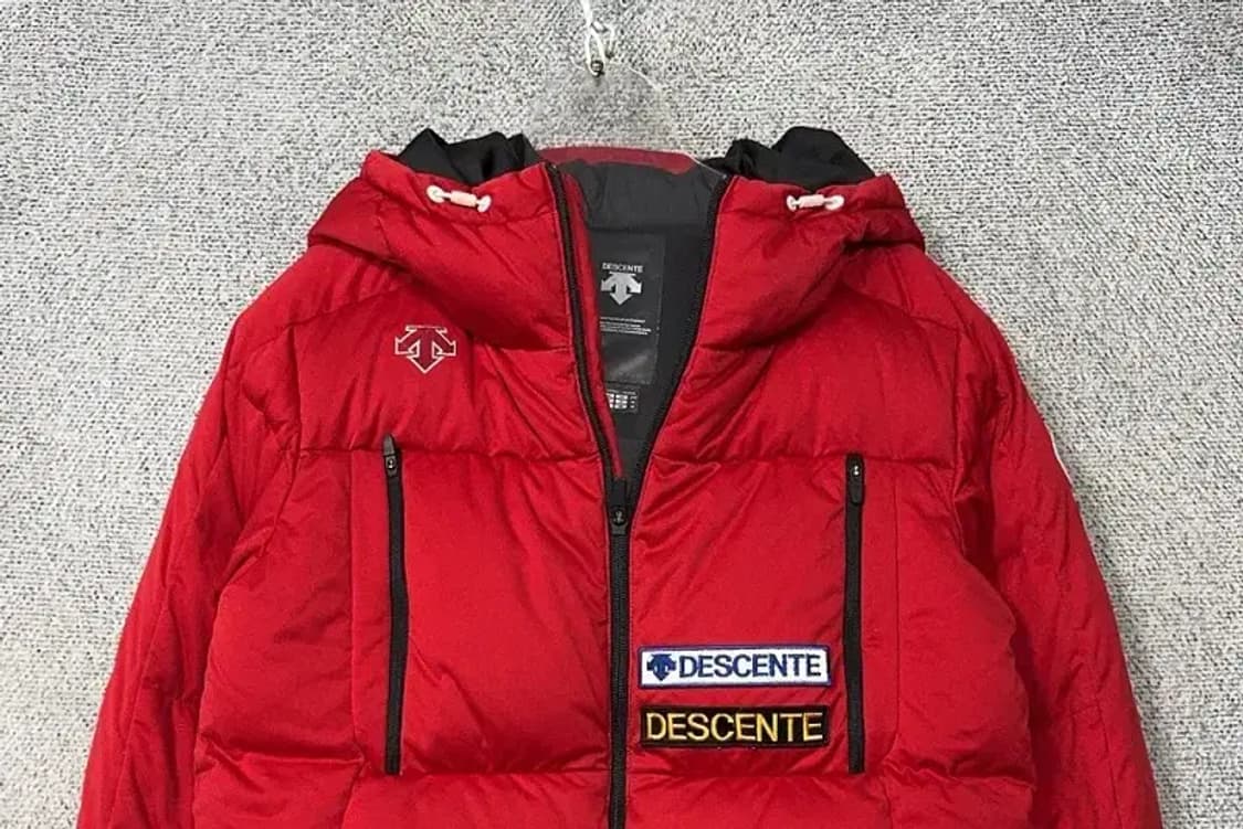 데상트 레드 패치 빈티지 패딩 S 상품이미지3
