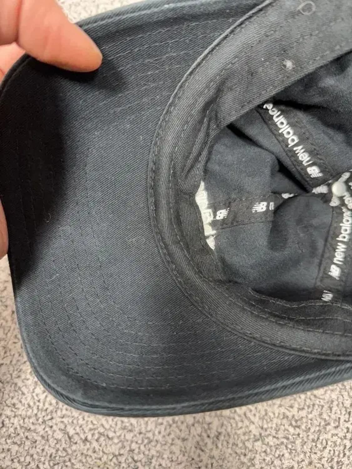 뉴발란스 블랙 로고 볼캡 F 상품이미지5