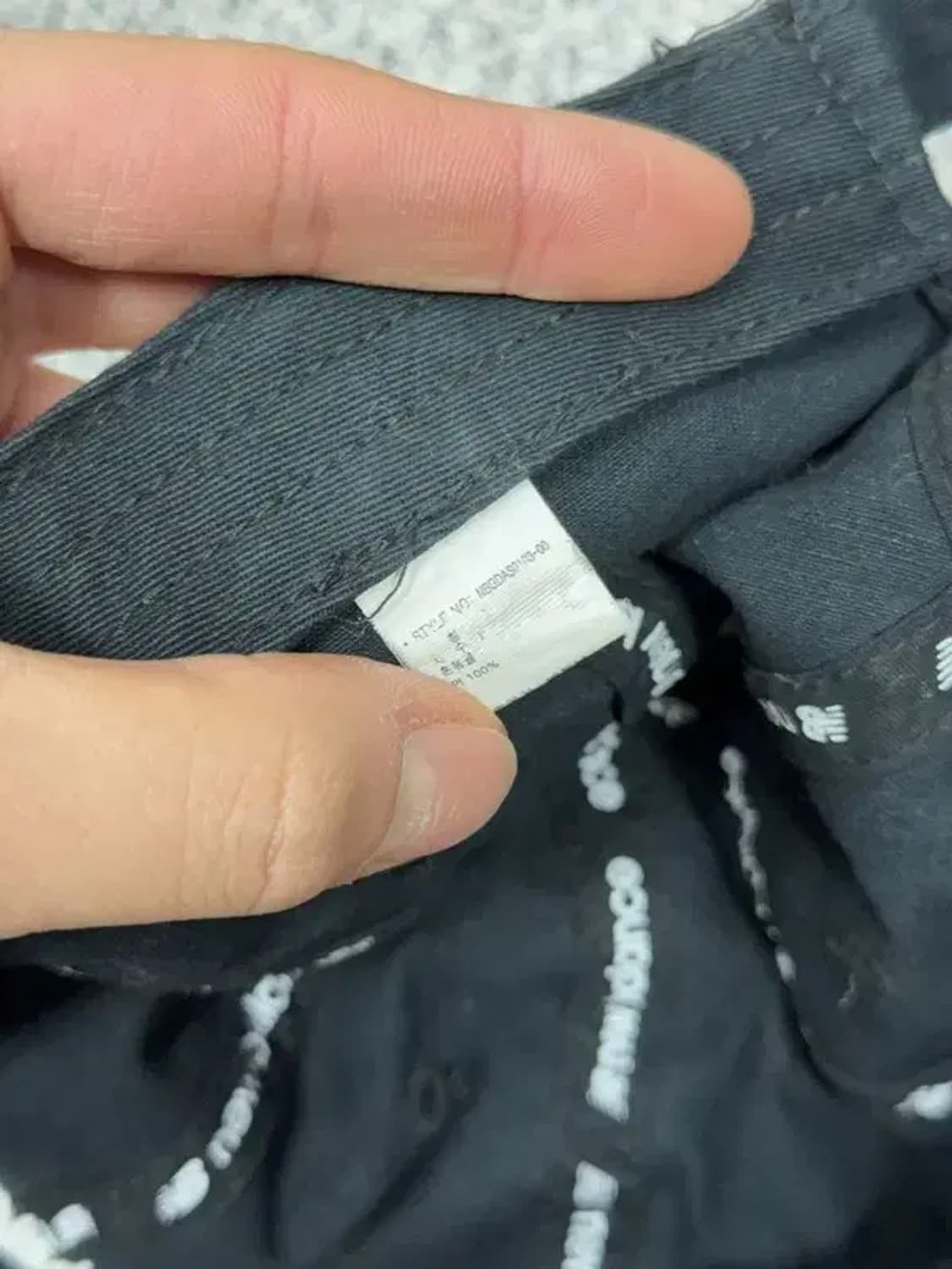 뉴발란스 블랙 로고 볼캡 F 상품이미지6