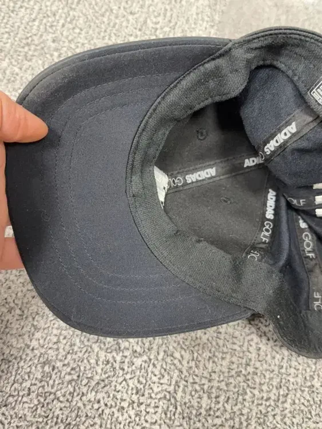 아디다스 블랙 로고 볼캡 ONE SIZE FITS MOST 상품이미지5