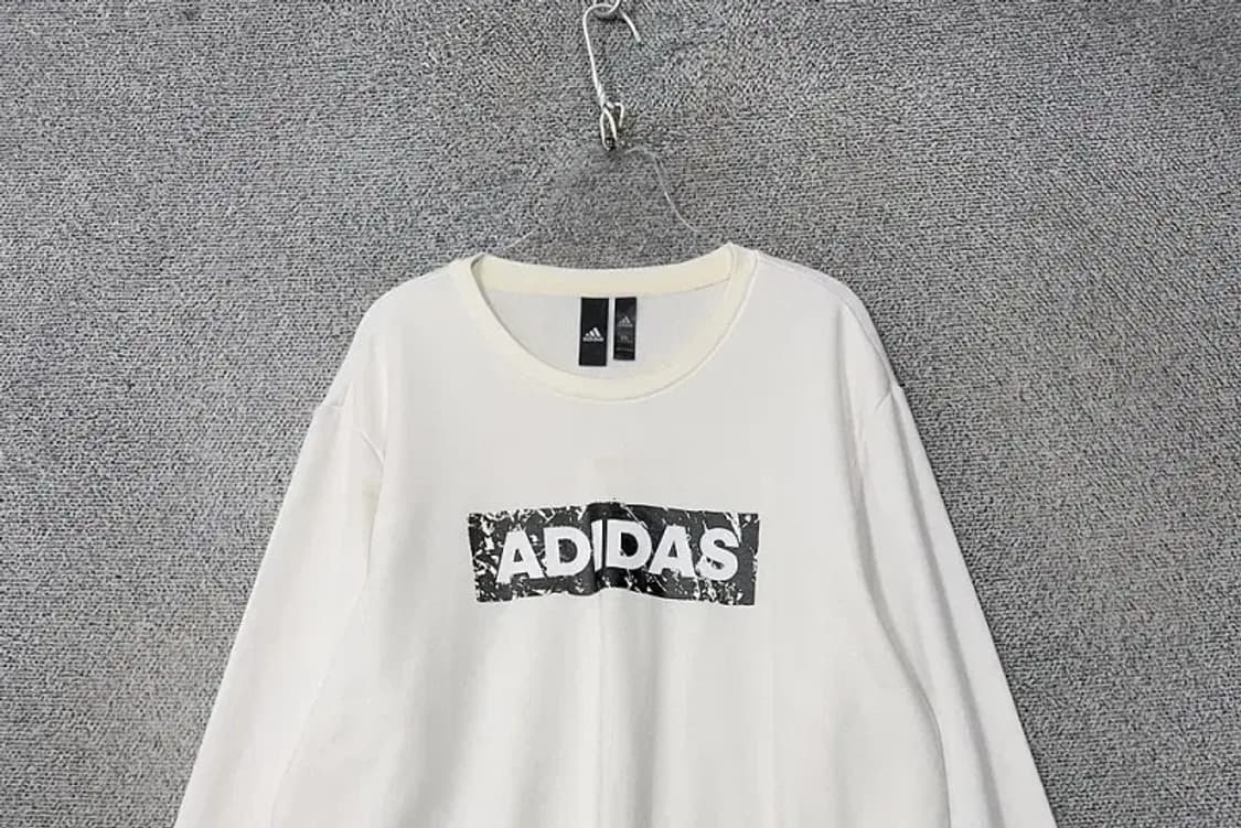 아디다스 프린팅 화이트 맨투맨 2XL 상품이미지3