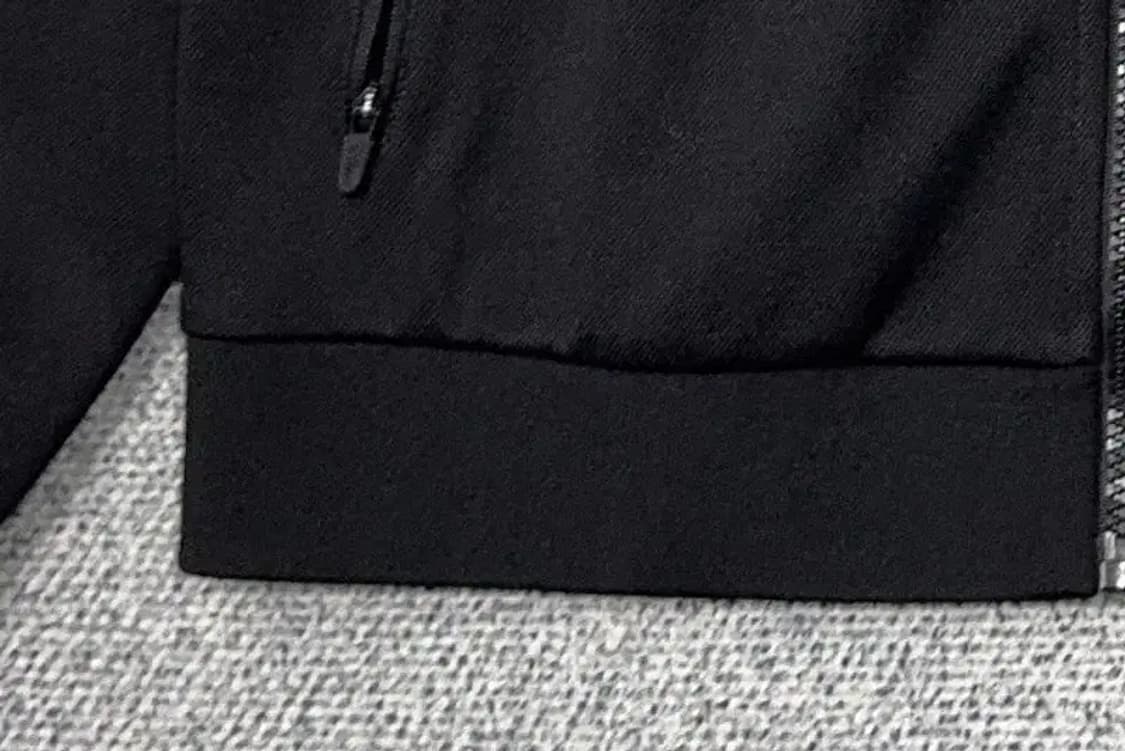 디스커버리 블랙 로고 집업 95 상품이미지5