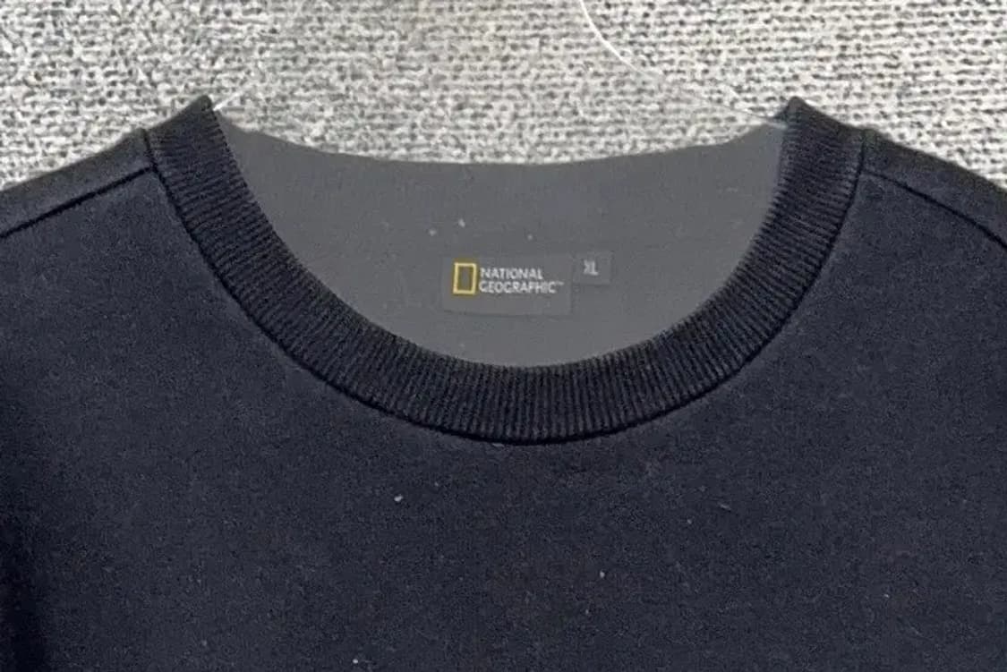 내셔널지오그래픽 네이비 로고 완장 맨투맨 XL 상품이미지5