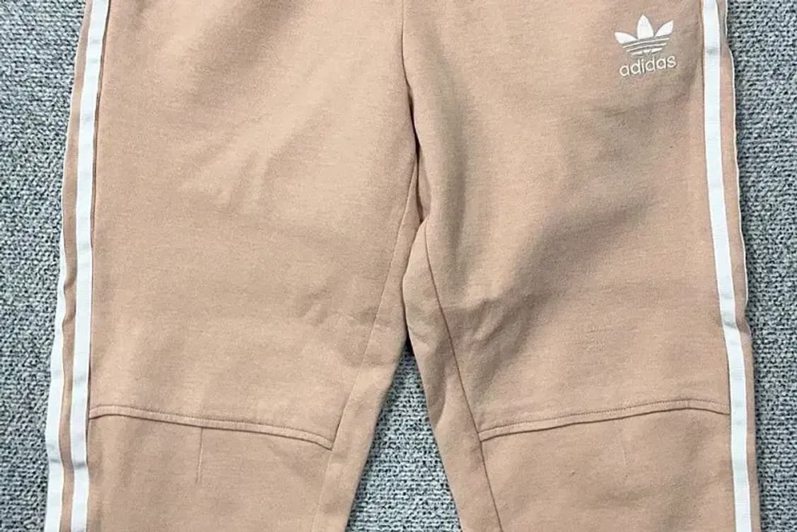 아디다스 여성 라이트 핑크 불꽃 로고 트레이닝 팬츠 90 상품이미지4