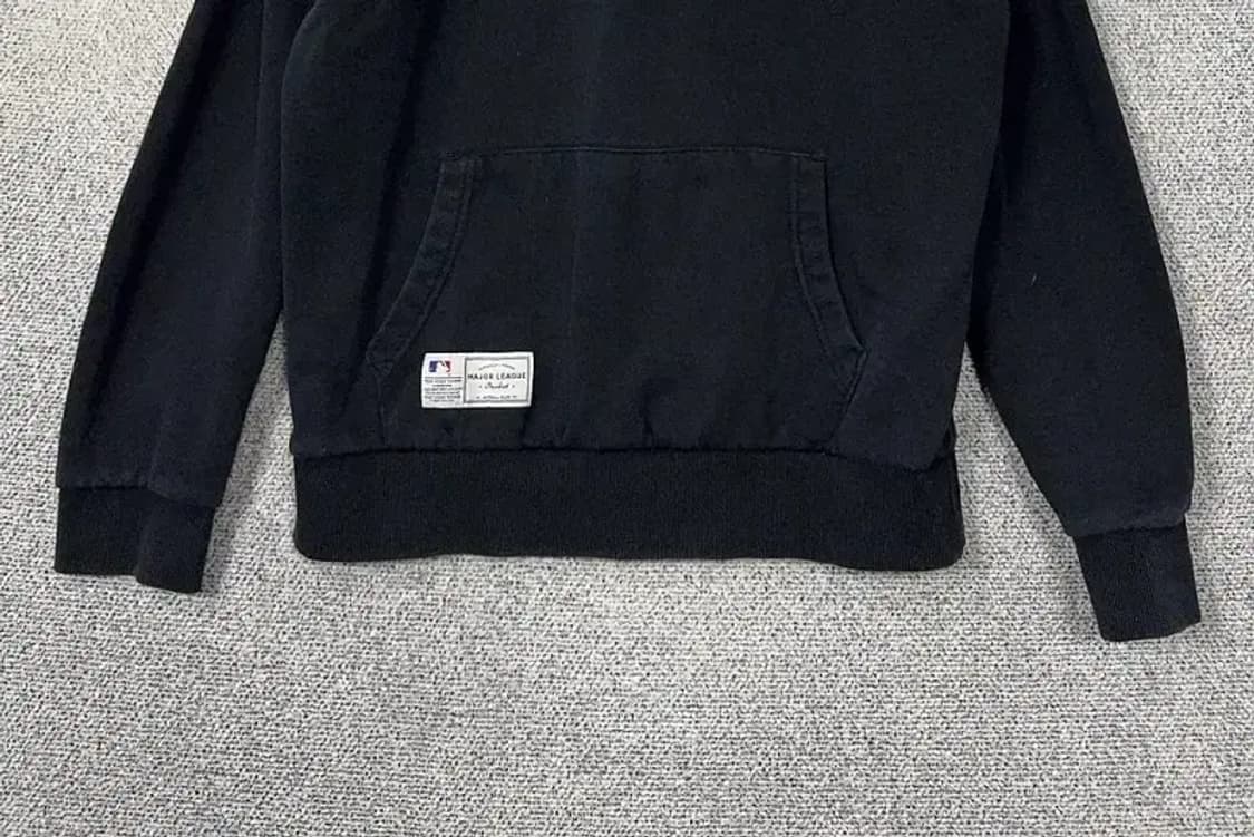 엠엘비 블랙 뉴욕양키즈 로고 후드티 100 상품이미지4