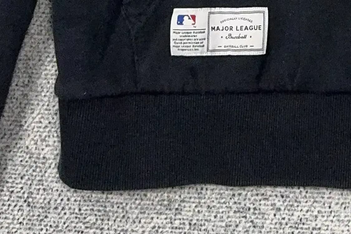 엠엘비 블랙 뉴욕양키즈 로고 후드티 100 상품이미지6