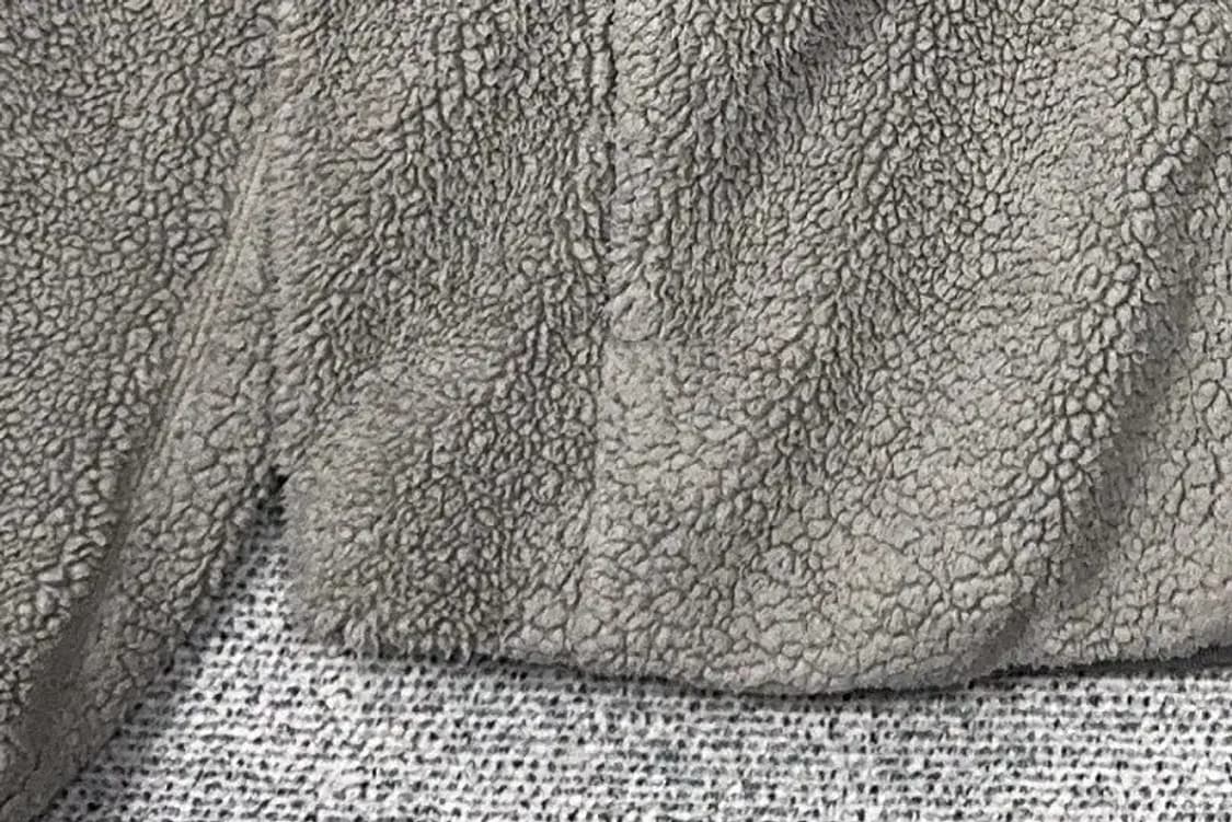 콜롬비아 라이트 그레이 뽀글이 후리스 XL 상품이미지5