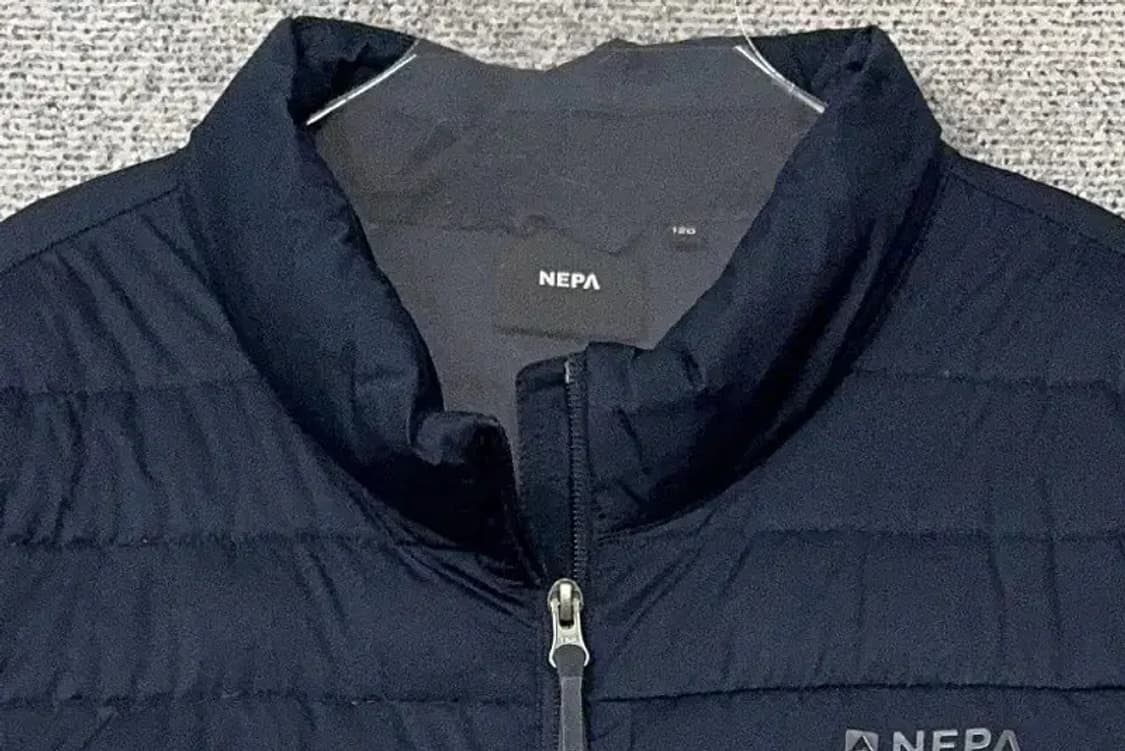 네파 네이비 구스다운 남성 오버 사이즈 경량 패딩 120 상품이미지5