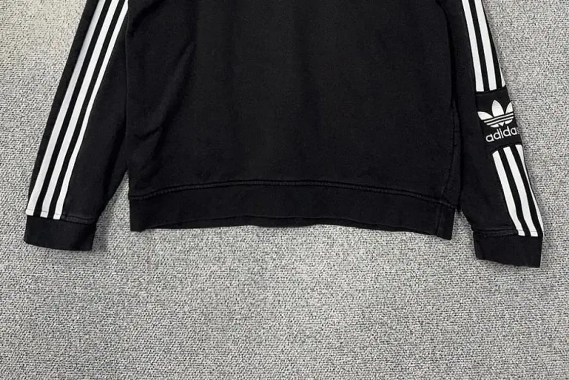 아디다스 블랙 불꽃 로고 오버핏 맨투맨 S 상품이미지4