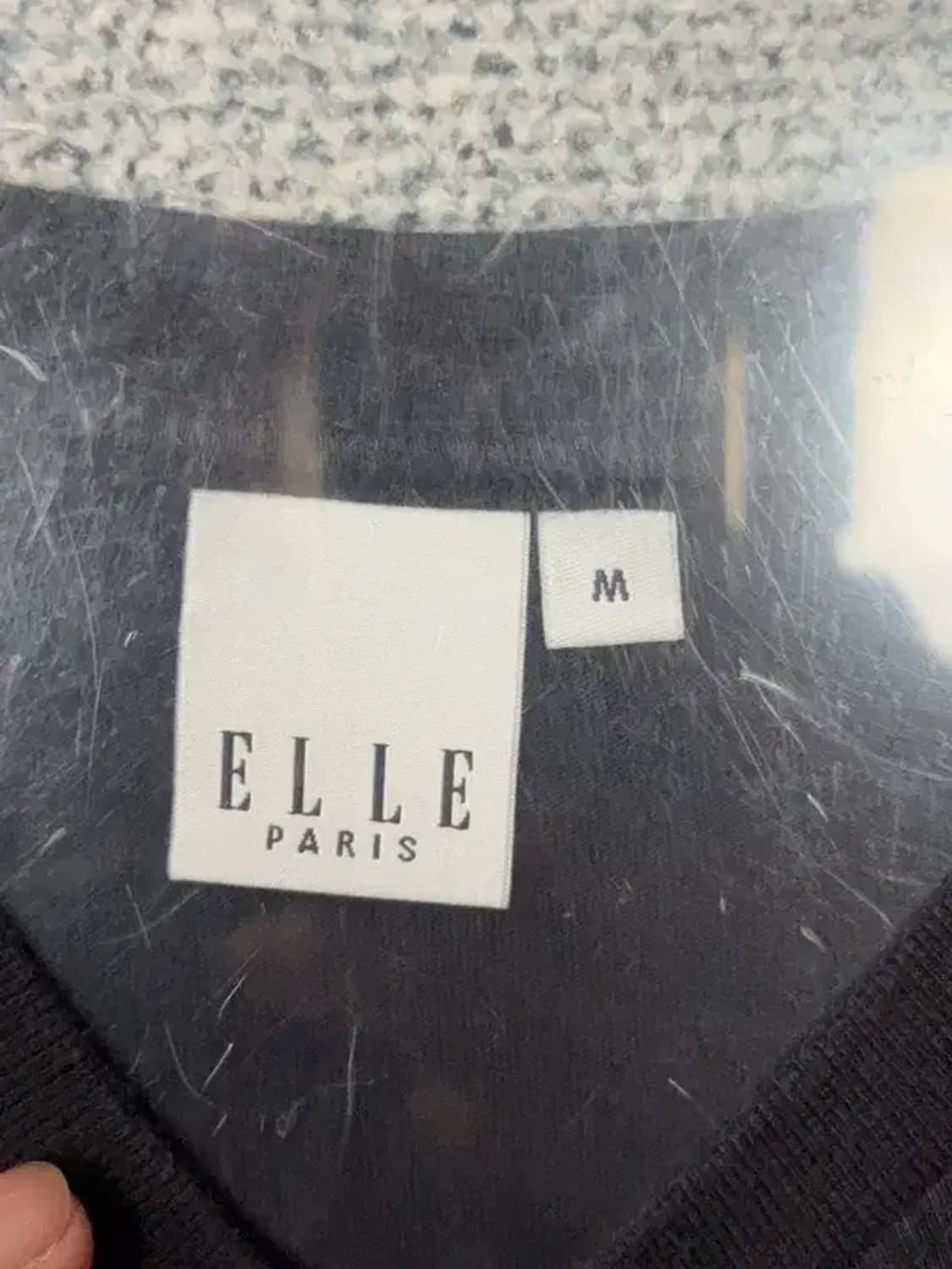 엘르 블랙 긴팔티 M 상품이미지7