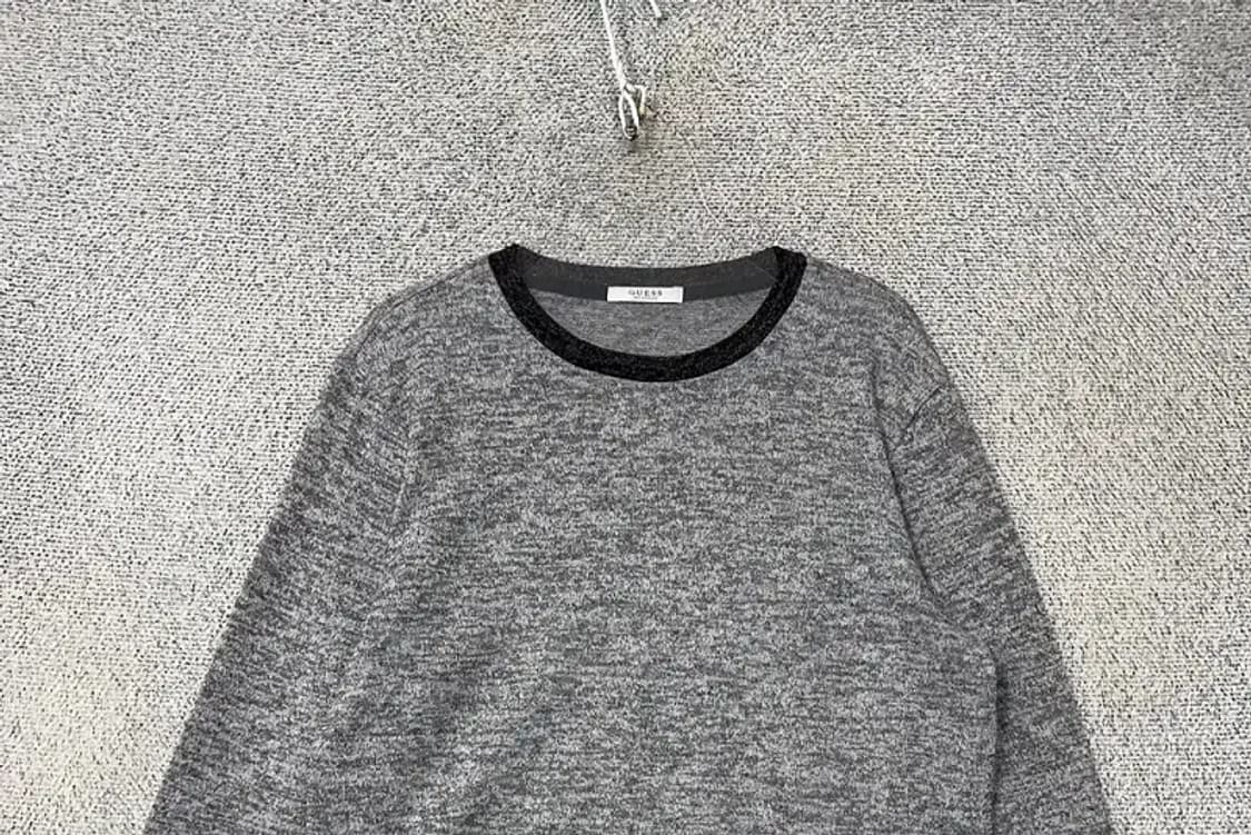 게스 그레이 배색 맨투맨 90(S) 상품이미지3