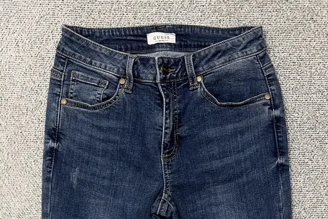 게스 삼각 로고 워싱 스키니진 64(26) 상품이미지3