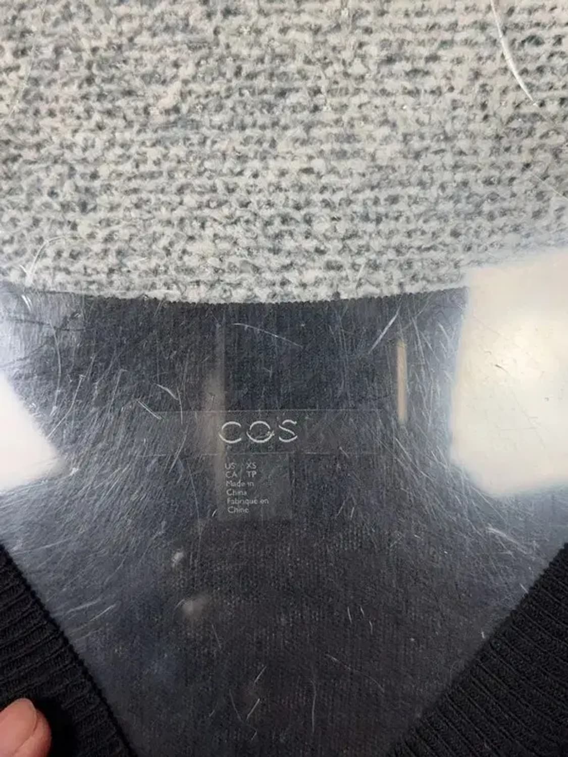 코스 블랙 레이온 니트 XS 상품이미지7