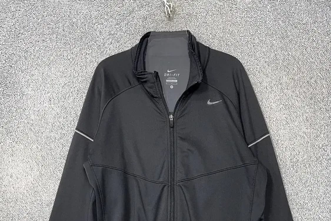 나이키 블랙 로고 기능성 집업 M 상품이미지3