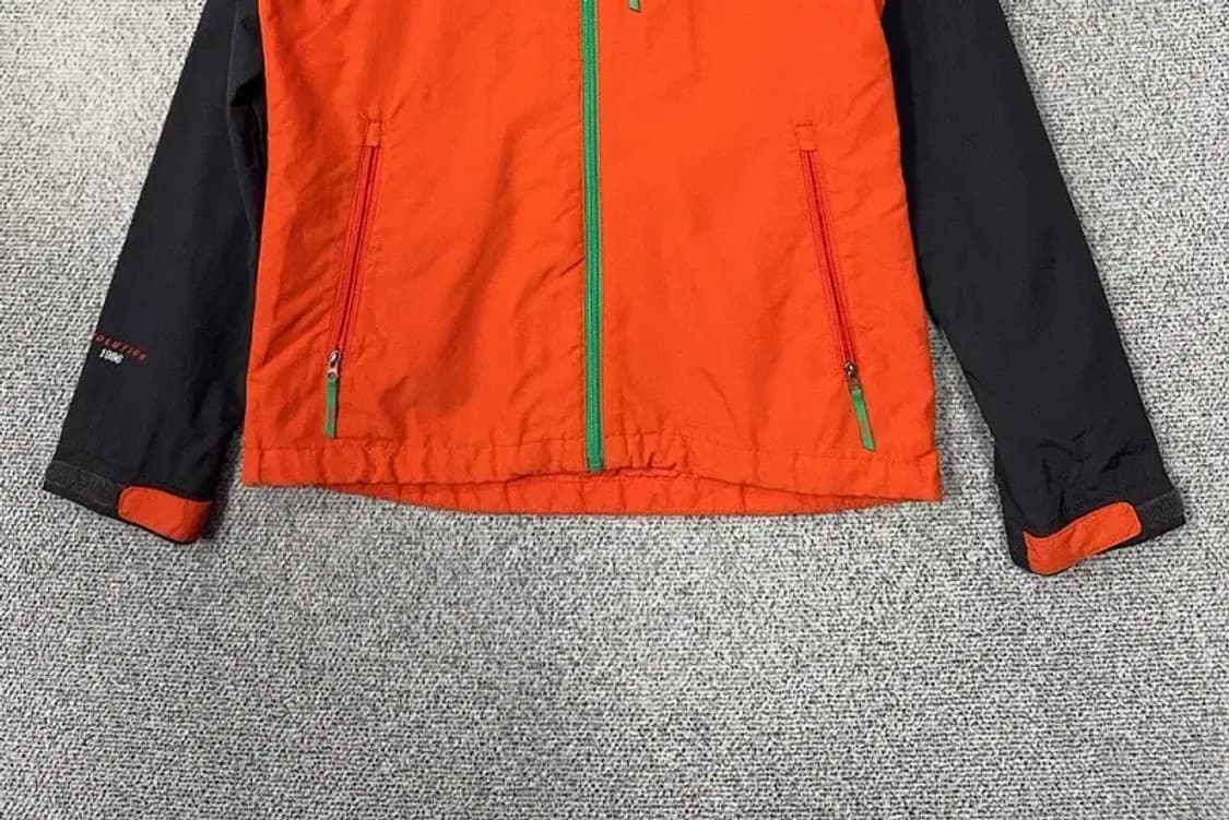 네파 오렌지 로고 기능성 바람막이 90 상품이미지4