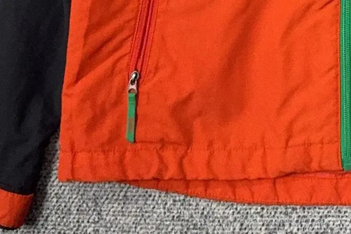 네파 오렌지 로고 기능성 바람막이 90 상품이미지6