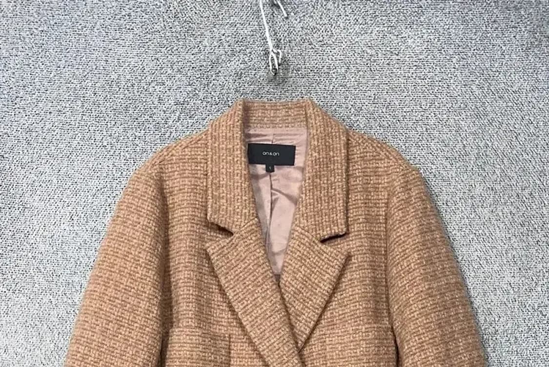 온앤온 체크 베이지 울 포켓 코트 1 상품이미지3