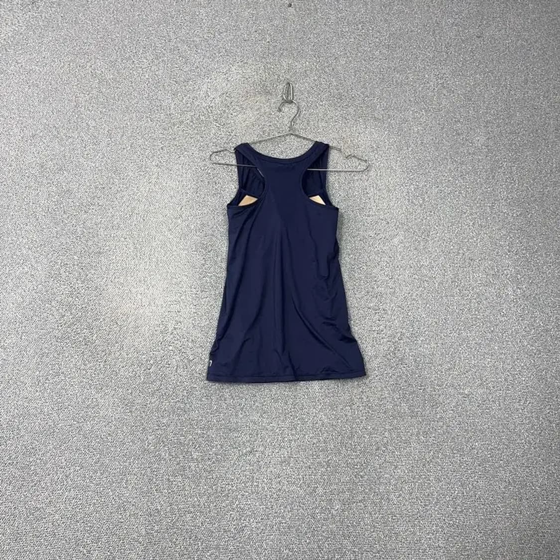 데상트 로고 기능성 민소매 나시 85 상품이미지2