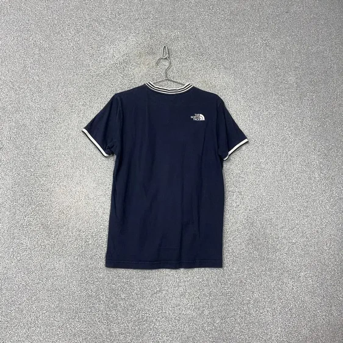 노스페이스 로고 반팔 카라티 100 상품이미지2