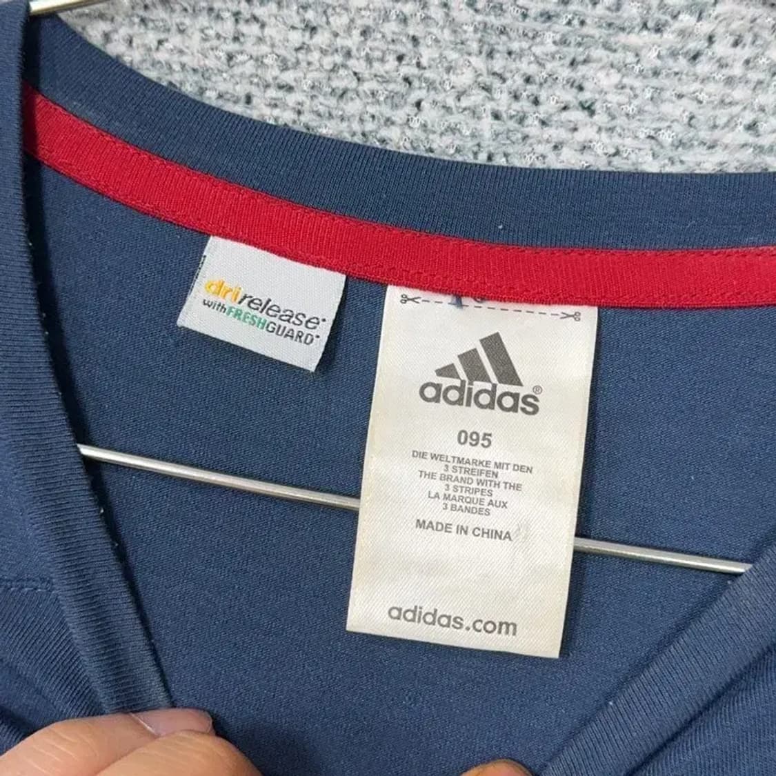 아디다스 스펠 프린팅 롱 슬리브 긴팔티 95 상품이미지3